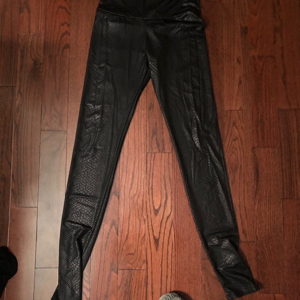 Snake skin black pants